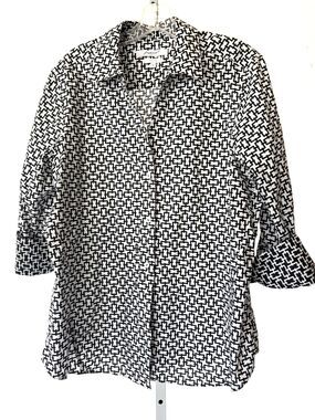 Women’s Foxcroft Black White Button Down Geometric Easy Care Xl